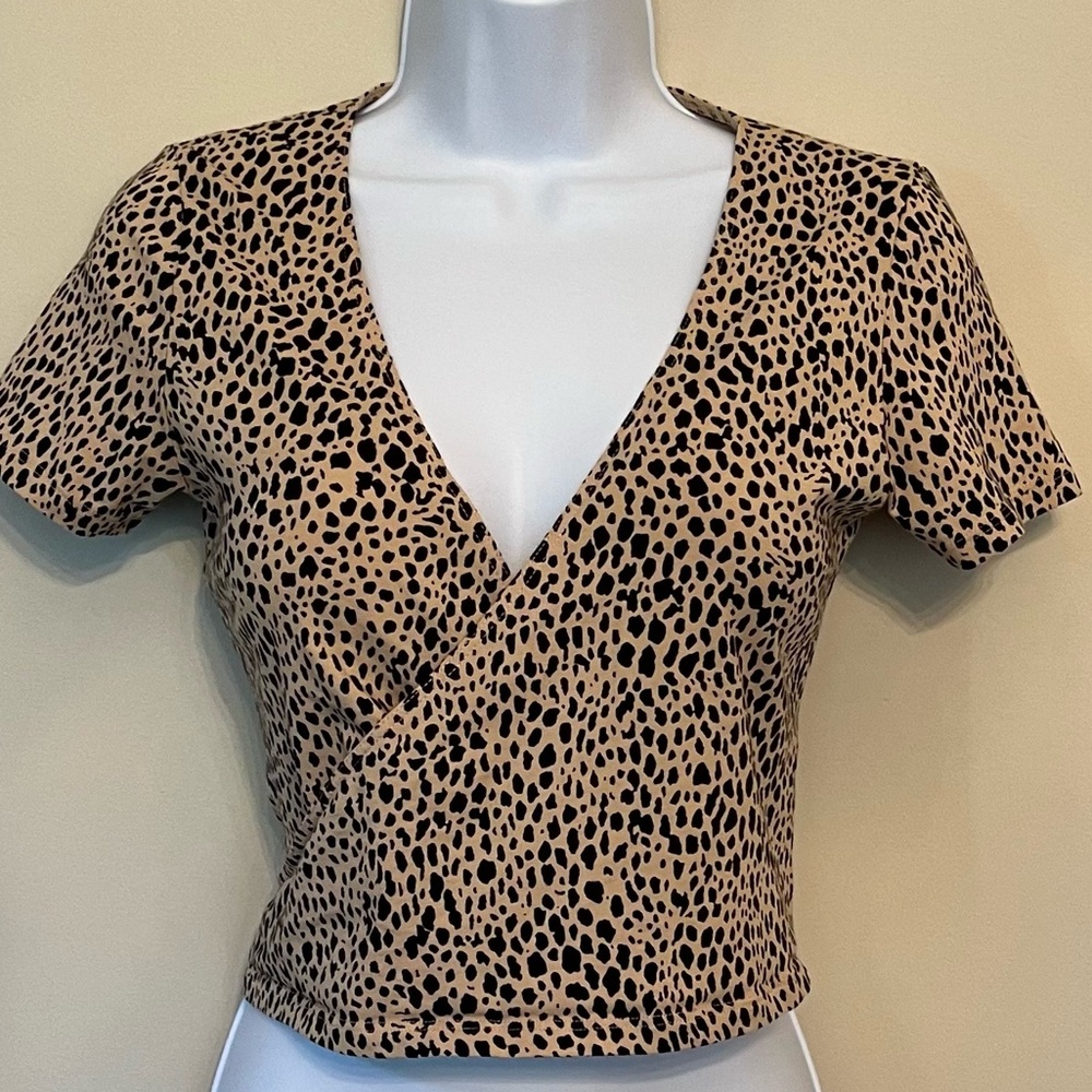 Brandy Melville cheetah/leopard print wrap top